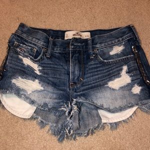 HOLLISTER SHORTS